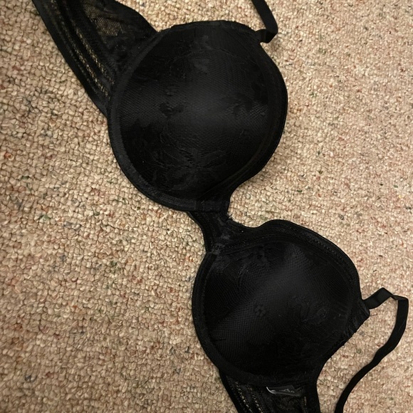 Bundle of Bras 36c - Picture 8 of 10